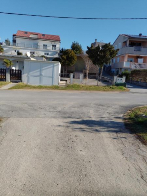 Apartments Mirana